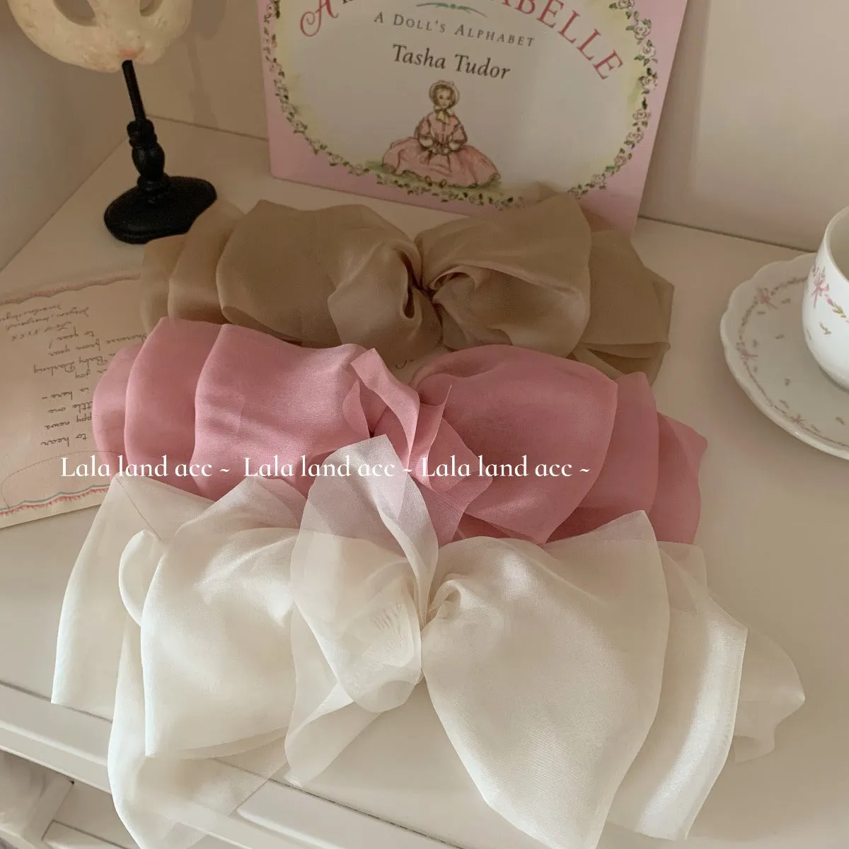 Chiffon mesh large bow French back head hair accessory